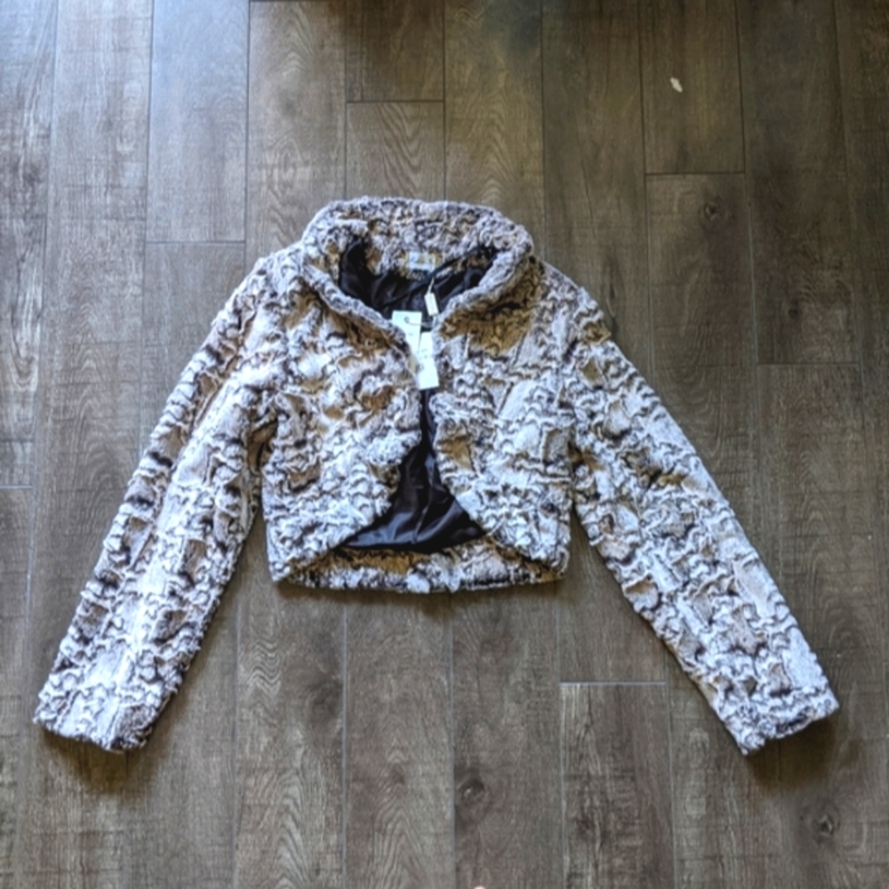 Mary Anne fur crop jacket